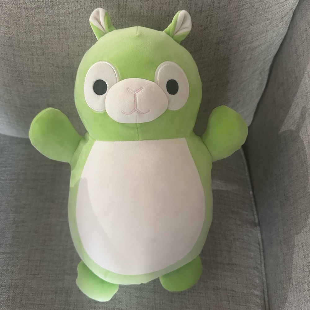 🌺Green and White Plush Toy🌺